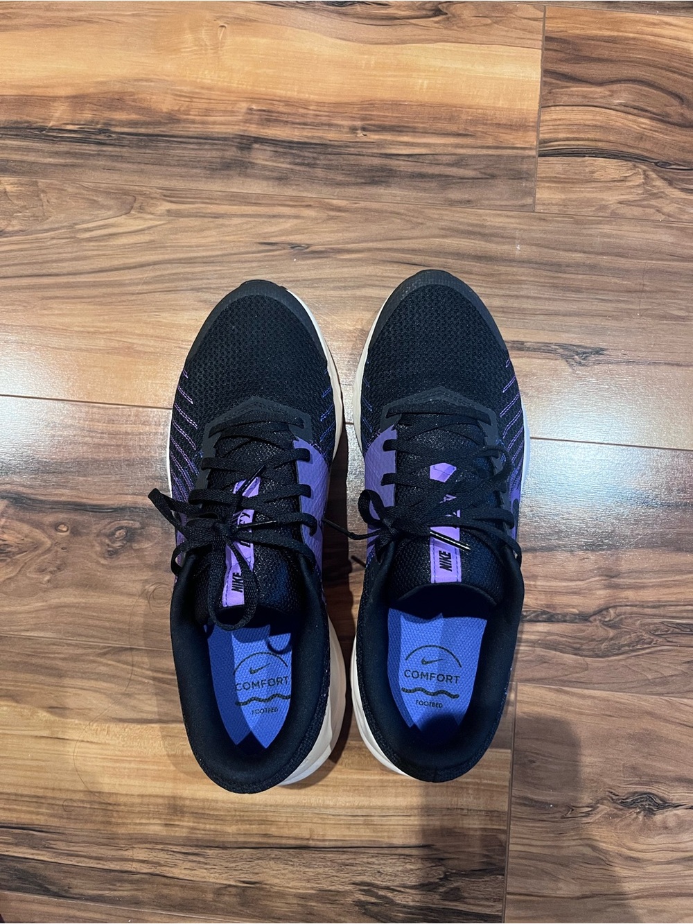 Nike Black and Purple Women's Trainers